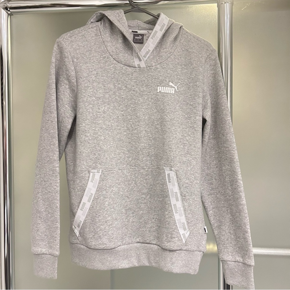 Puma Light Gray Hoodie/Sweater